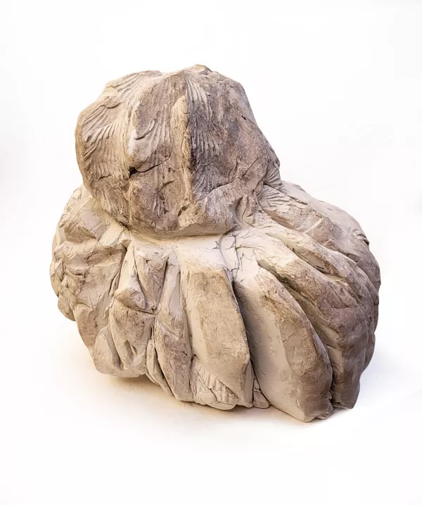 Benthos II, 2023, clay, 22 x 20 x 20 cm